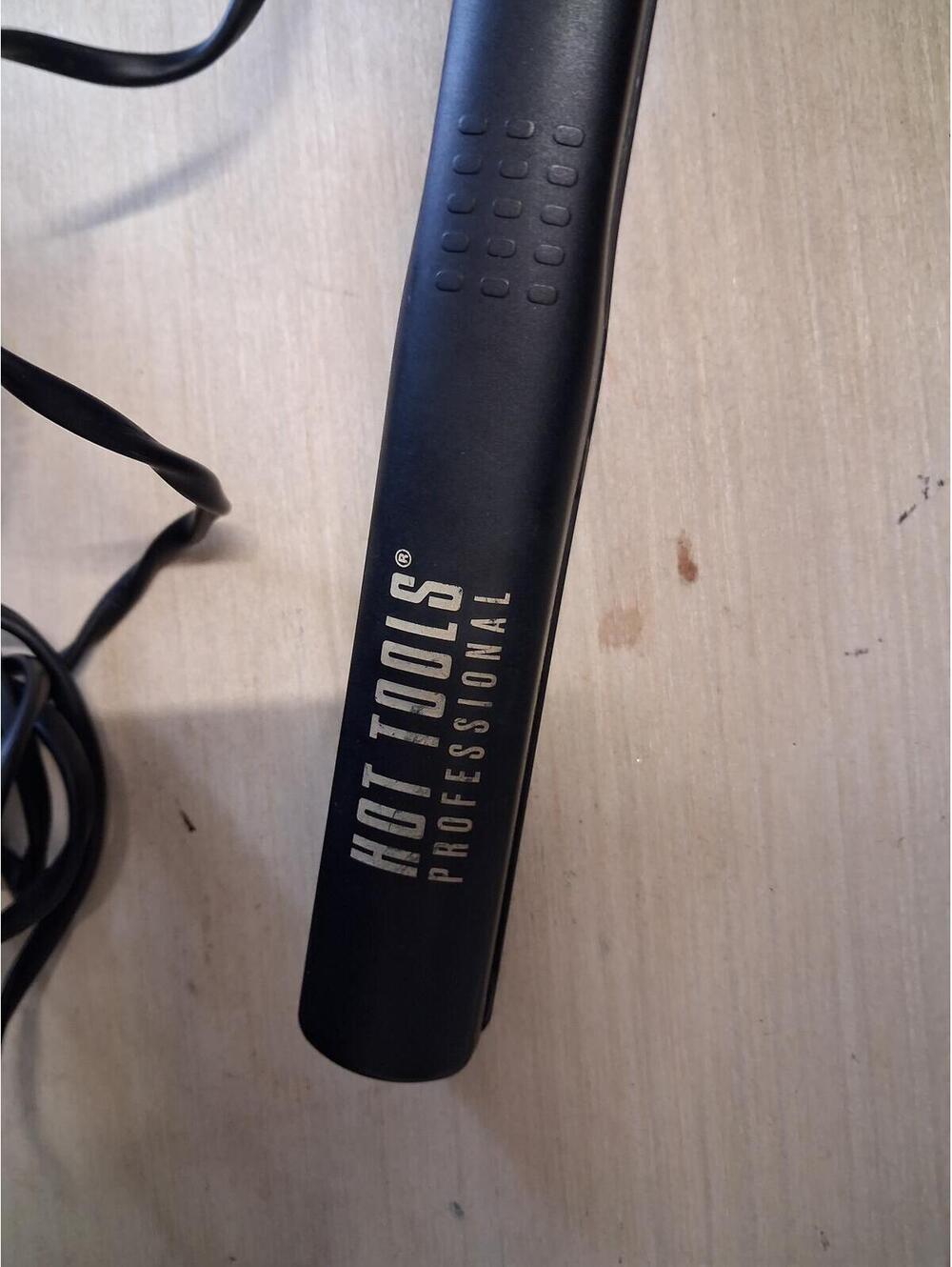 Hot Tools Professional Hair Straightener with Adjustable Temperature Control